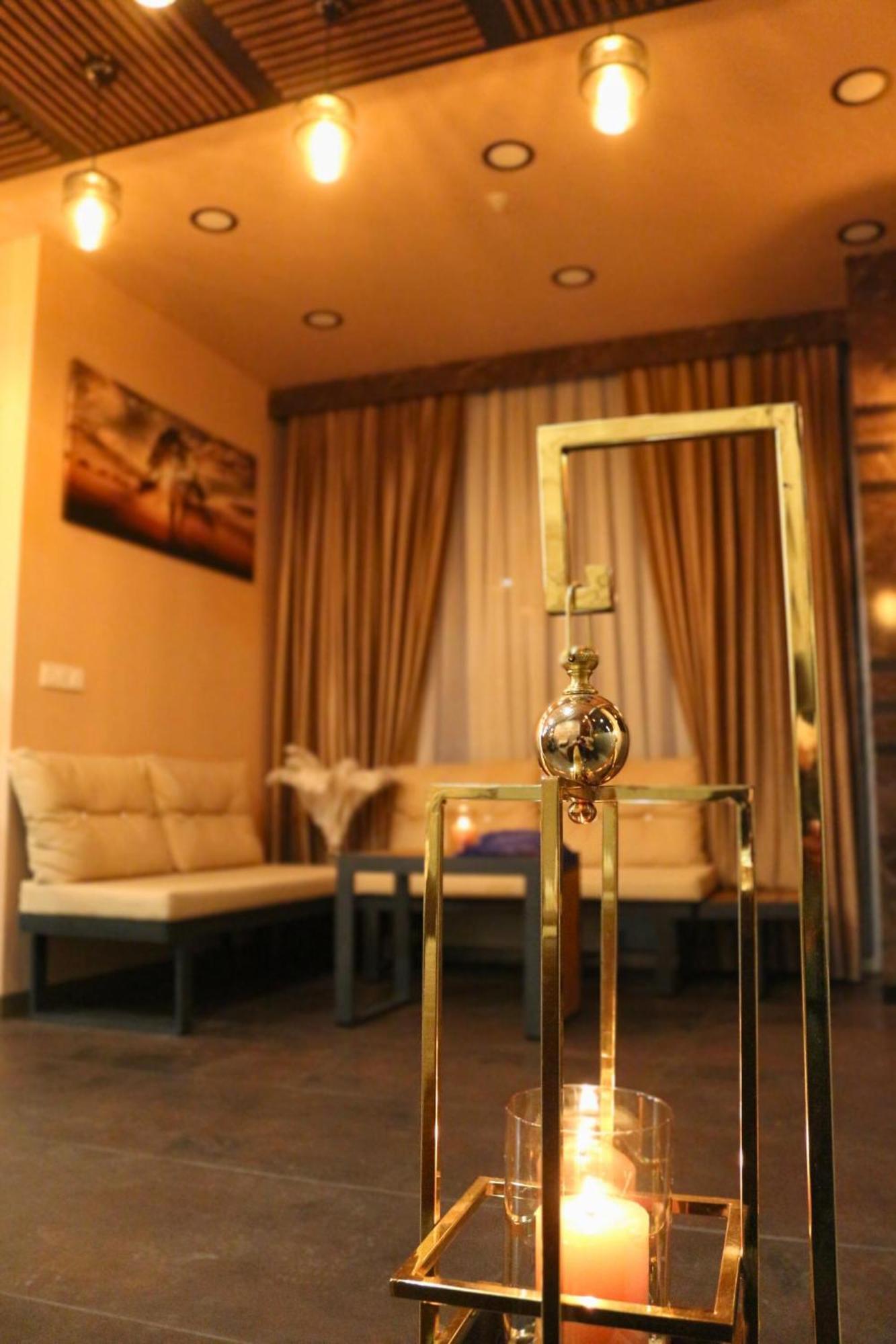 Monezza Hotel Maltepe Истанбул Екстериор снимка