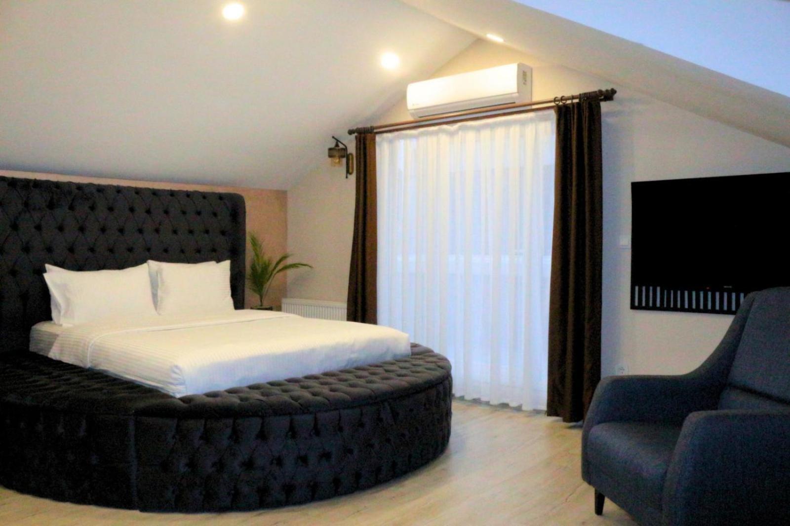Monezza Hotel Maltepe Истанбул Екстериор снимка